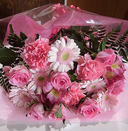 誕生日祝いの花束